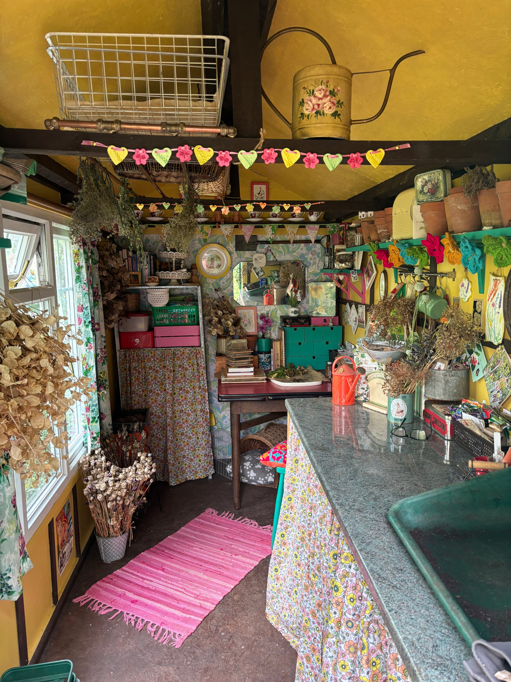 Under a Devon Sky, A Seasonal Diary of Blooms, Abundance and Vintage Charm